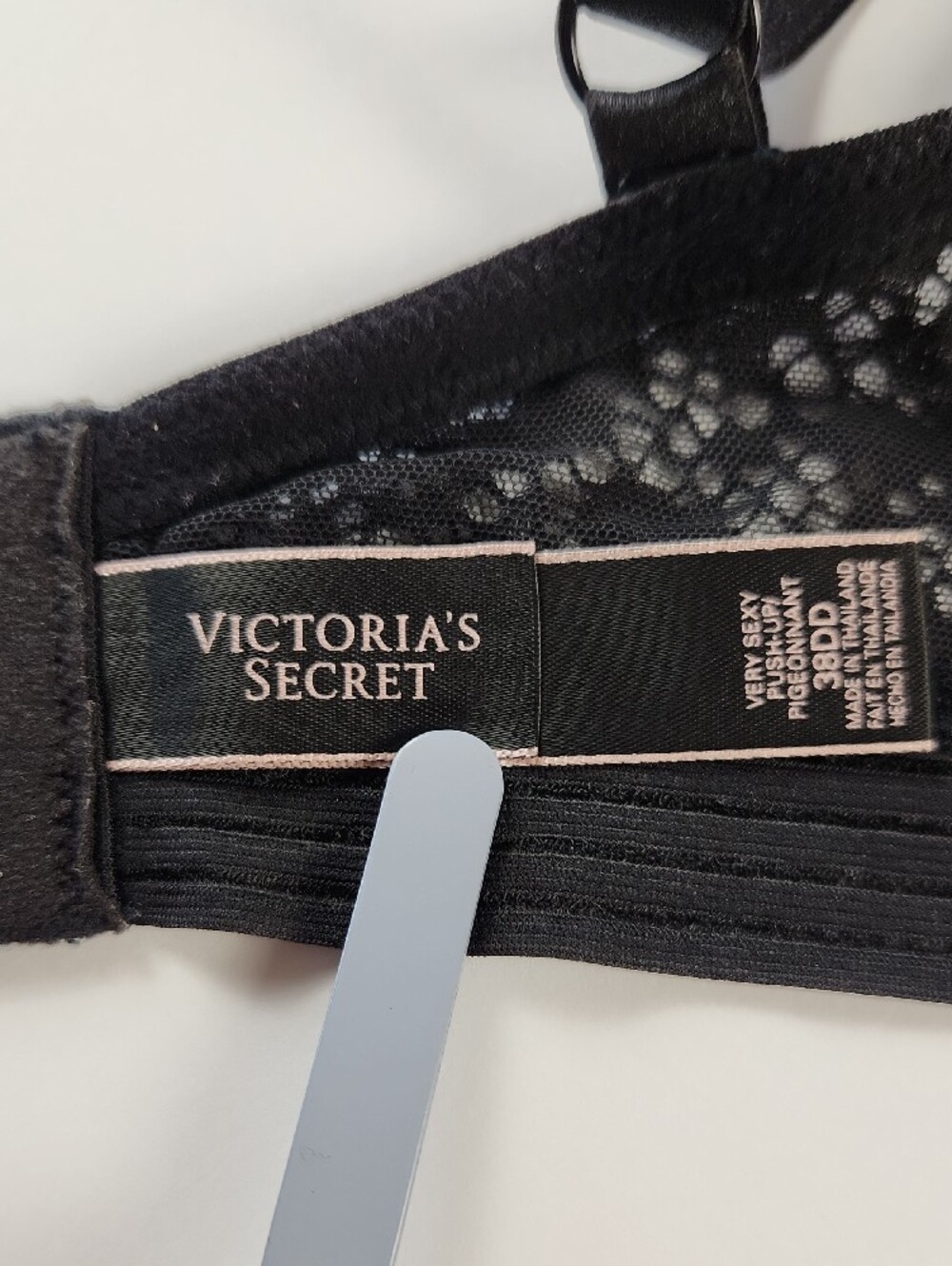 Victoria's Secret Very Sexy Push-Up Bra Black Lace Plus Size 38DD / 38E - Picture 3 of 8